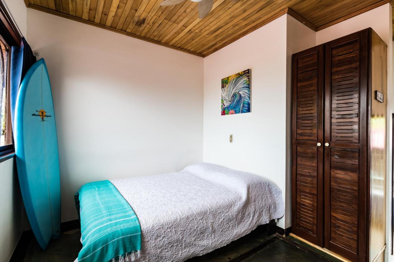 Witch'S Rock Surf Camp Hotel Tamarindo Exterior foto